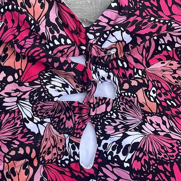 L*Space Printed Topanga One Piece Swimsuit, wings n things - Picture 4 of 12